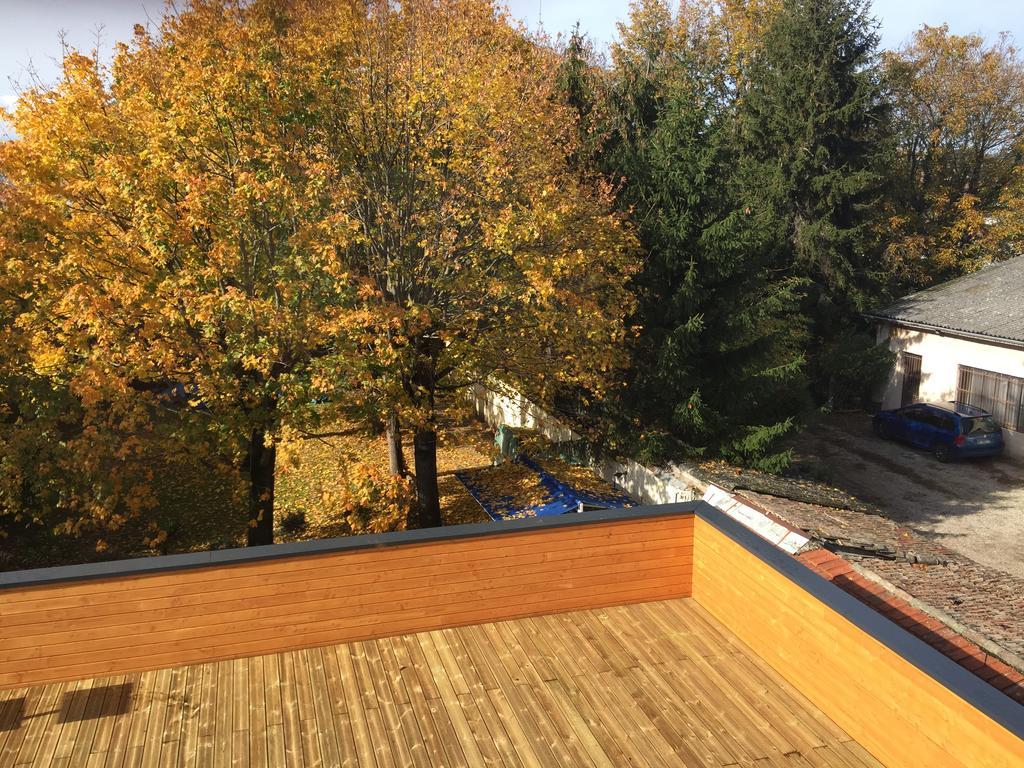 Bull'It Hotel Saint-Genis-Laval Exterior foto